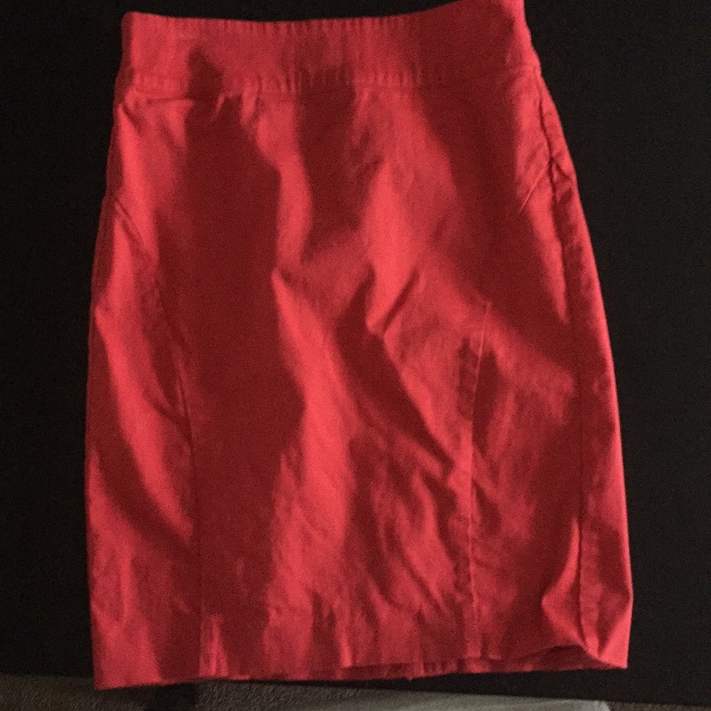Pink cotton pencil skirt